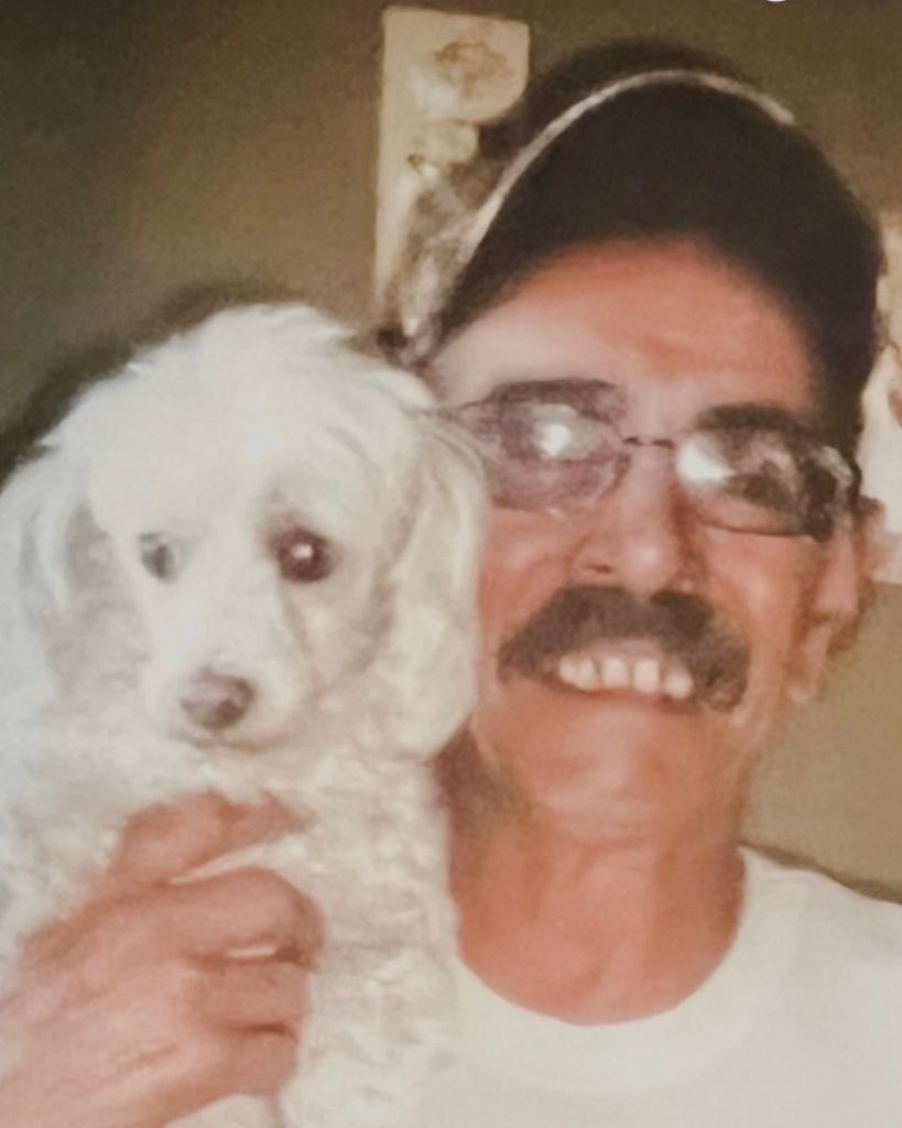 Roberto "Bobby" Martinez