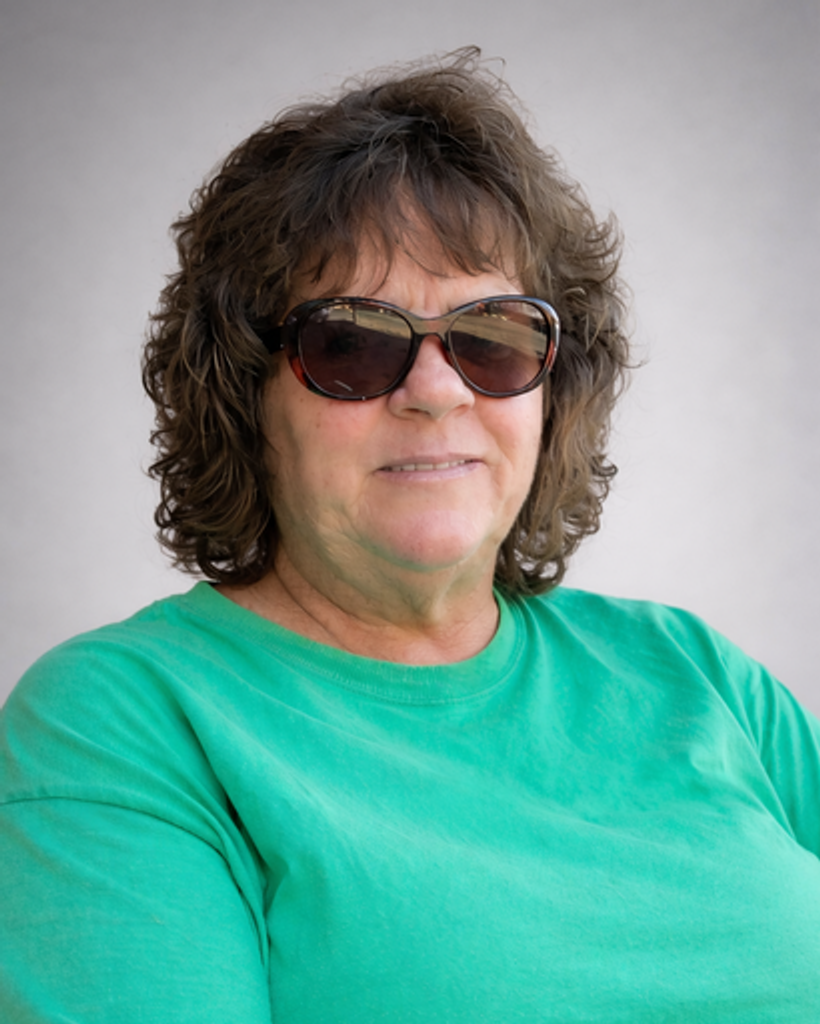 Lisa Barlow Profile Photo