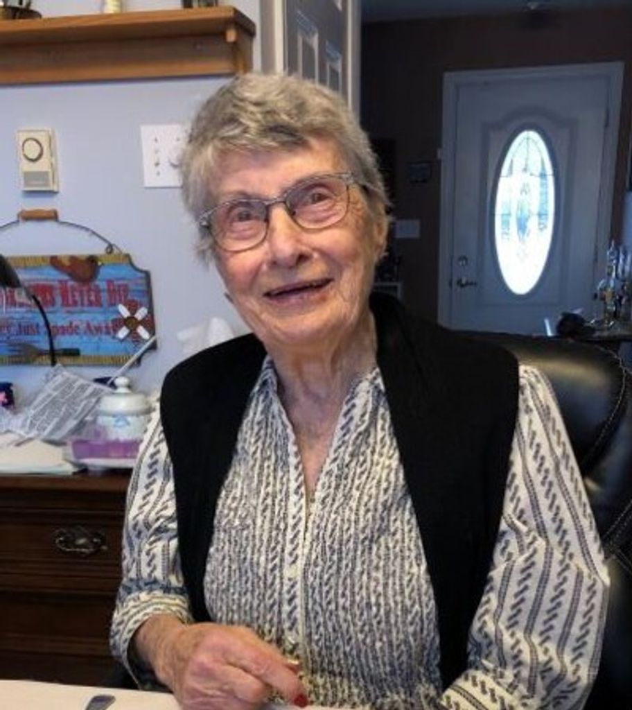 Gwen Marilyn Hoar Profile Photo