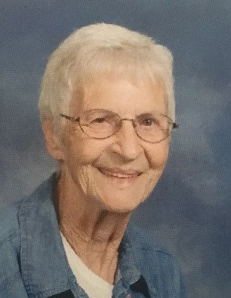 Helen Deloras (Burnley)  Liner Profile Photo