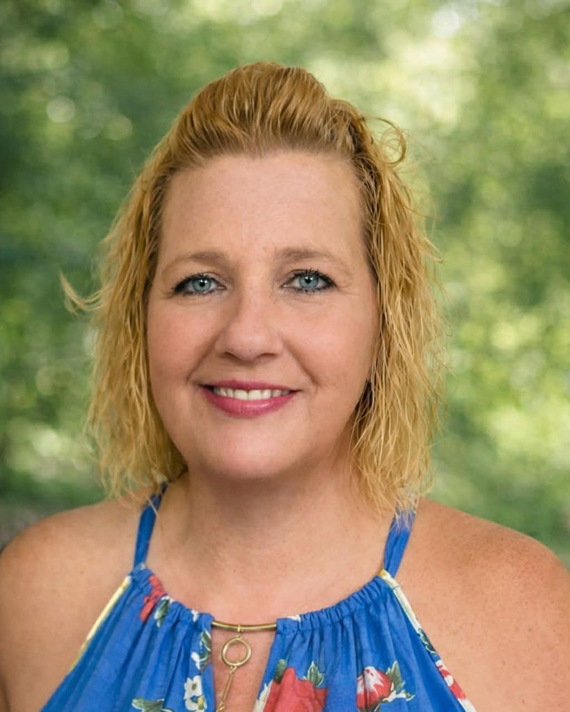 Jennifer Lynne Brown Profile Photo