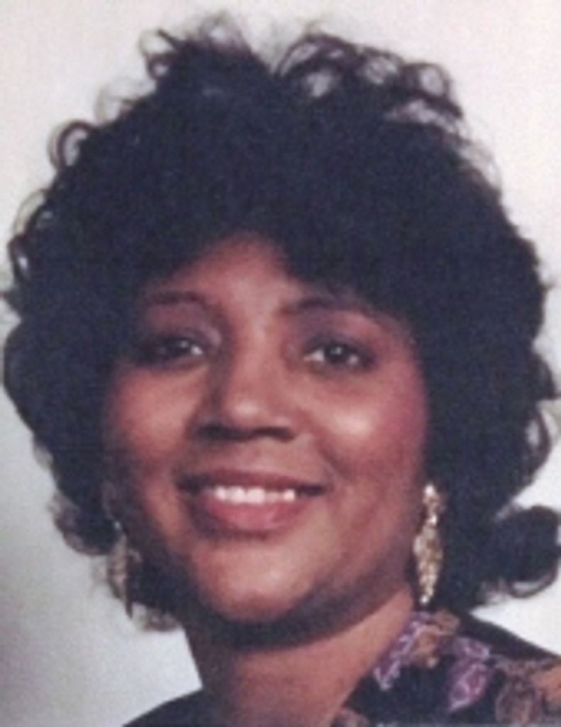 Carolyn  White Daniels