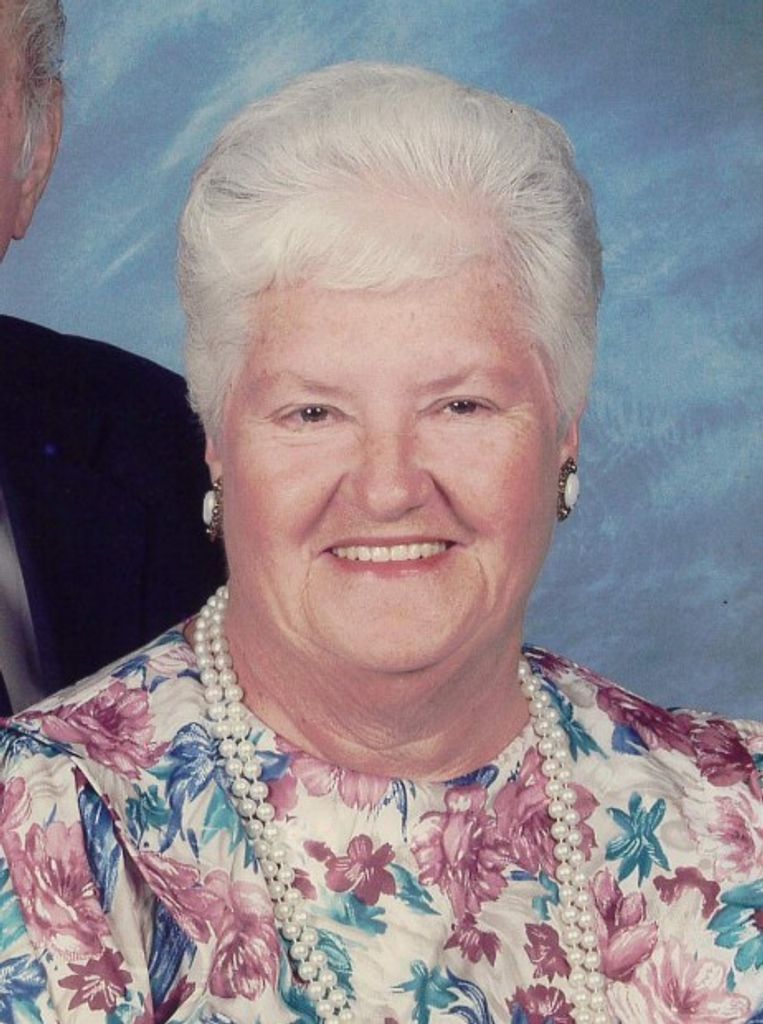 Elizabeth Brown Profile Photo