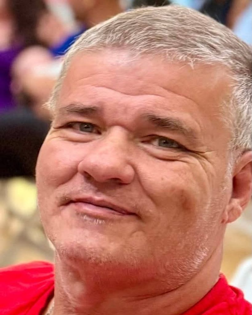 Michael Thomas Sandberg Profile Photo