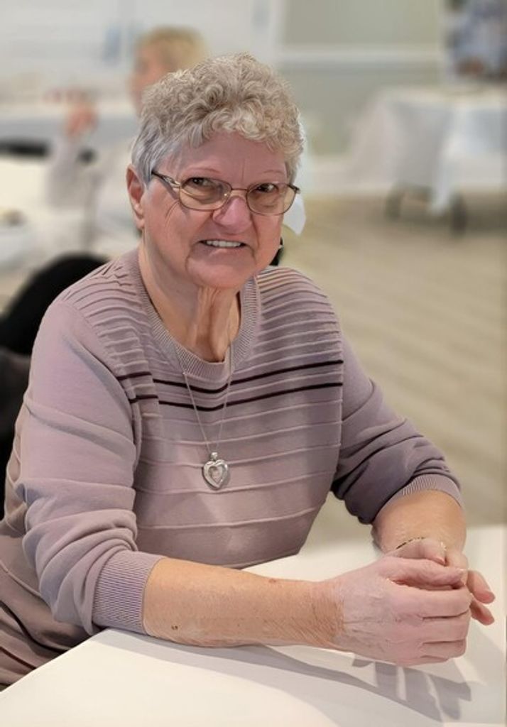 Mary Louise Johnson Profile Photo