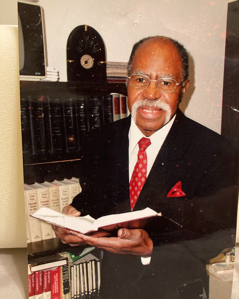 Pastor Emeritus Willie B. Woodberry Profile Photo