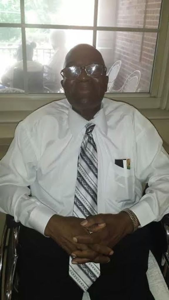 Esroe Williams Profile Photo