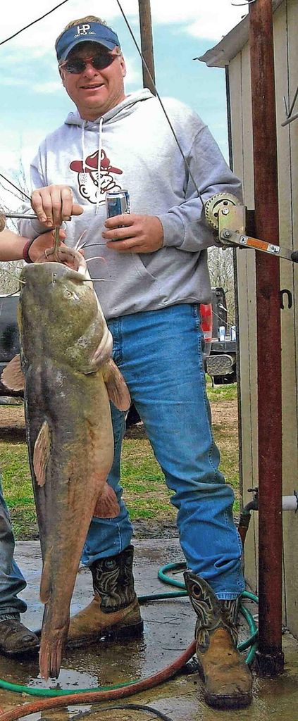 Darryl James "Mo" Mozisek