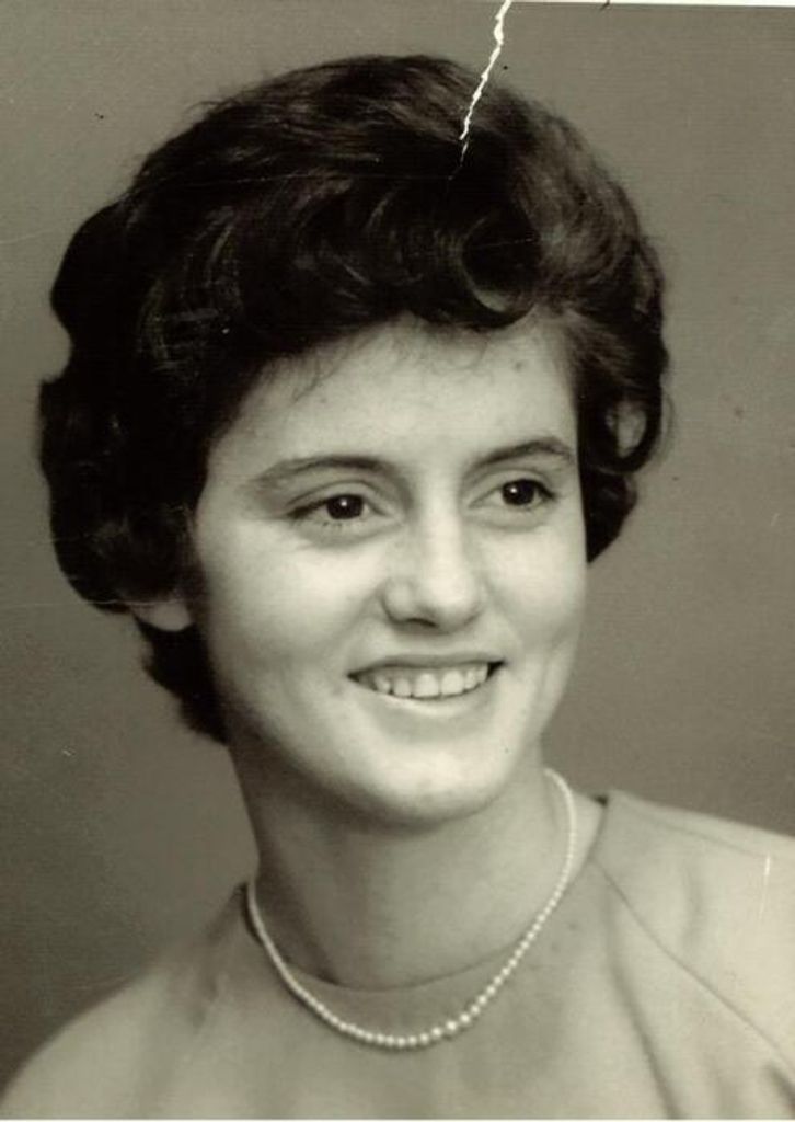 Darlene (Doyle)  Courtney