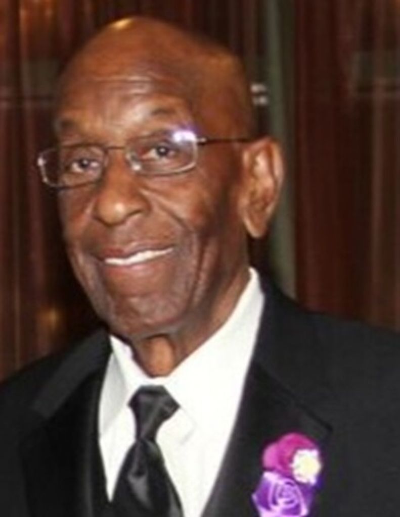 Roland Alexander Dyson Profile Photo