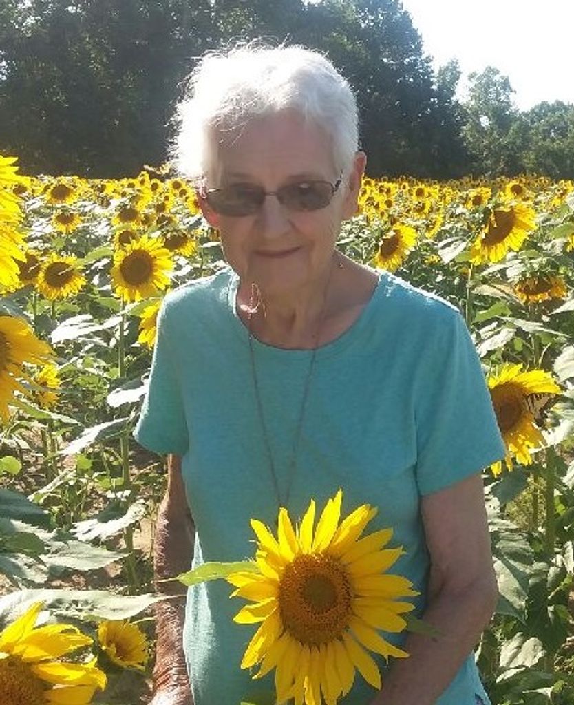 Marian "Sug" (Thomas)  Mclain