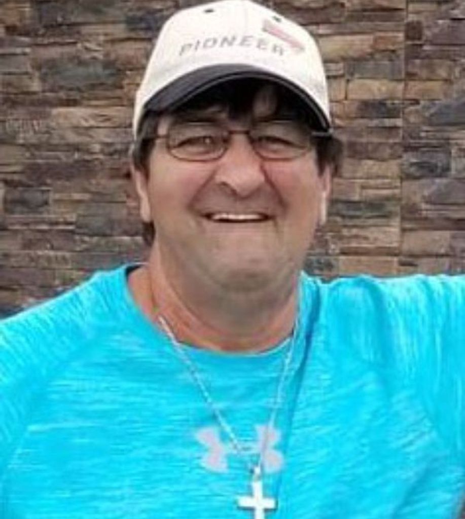 Robert "Bobby" Ray Champagne