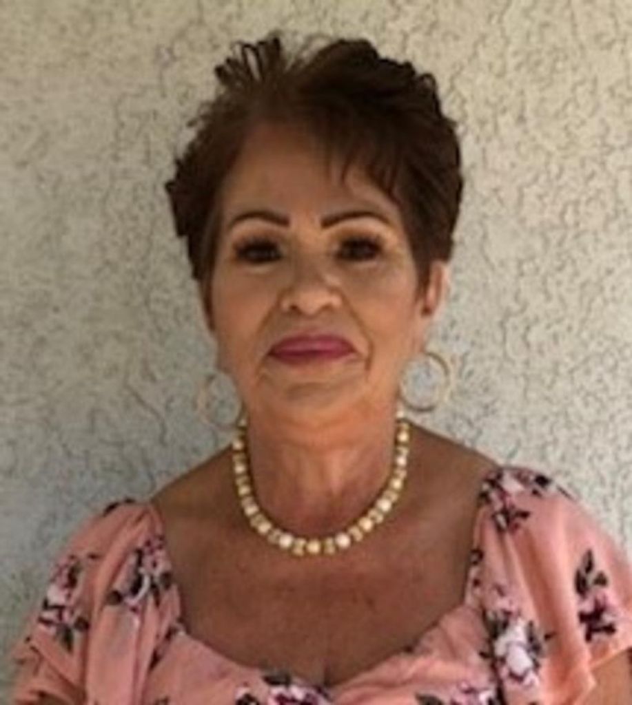 Maria Rincon De Quiroz Profile Photo