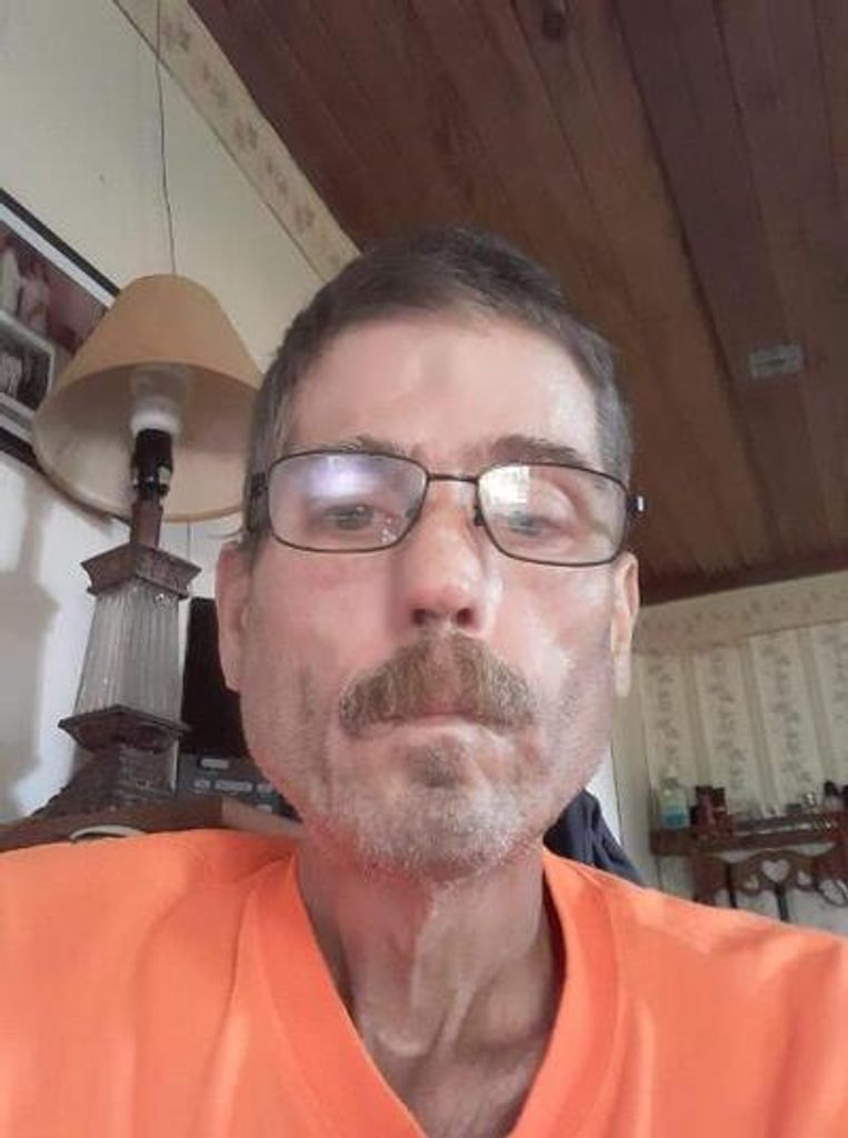 Edward John Peveronis