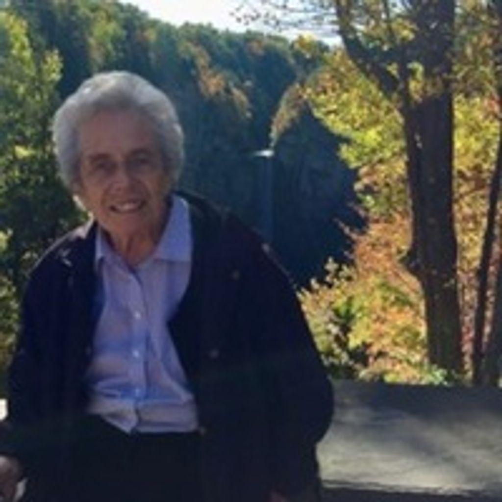 Margaret George Profile Photo
