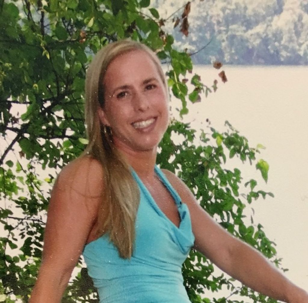 Gerri Lea (Wise)  Hill Profile Photo