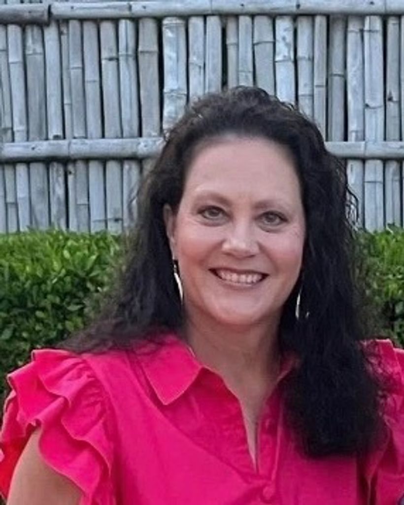 Lesley Segee Haynes Profile Photo