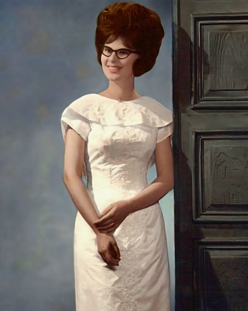 Vivian L. Funicelli Galvan