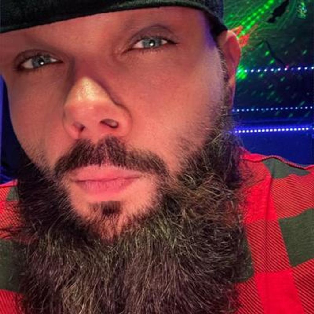 Adam James Lloyd Profile Photo