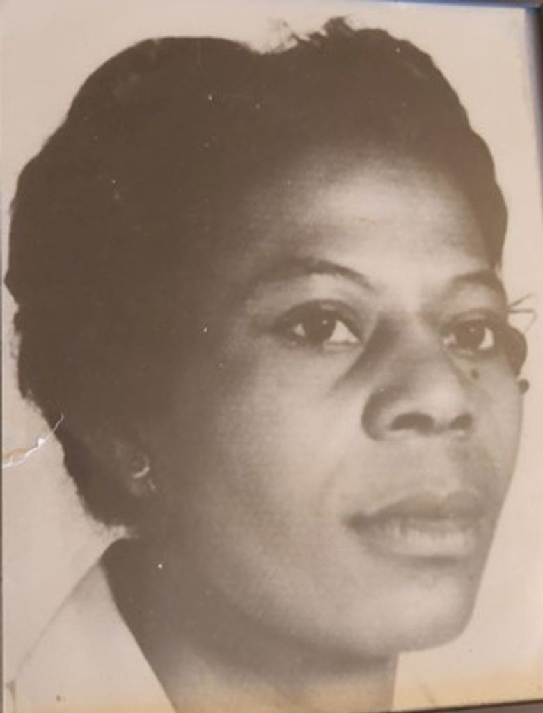 Annie Leay (Peay)  Wells