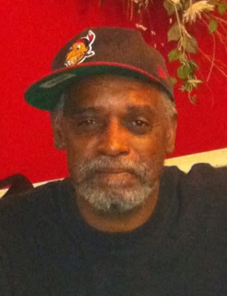 Maverick  Lewis Russell 