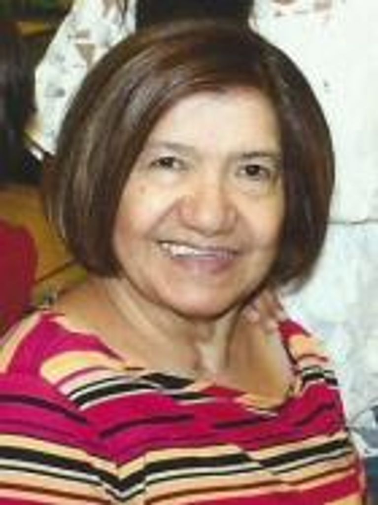Elena Valencia