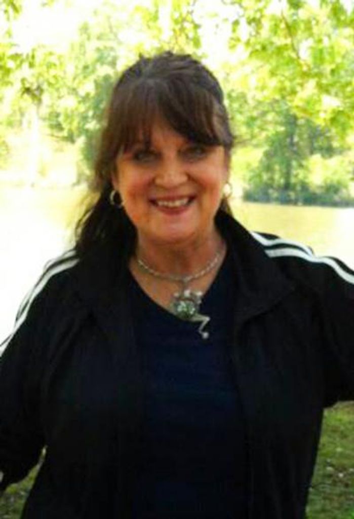 Linda Binder Ross Profile Photo