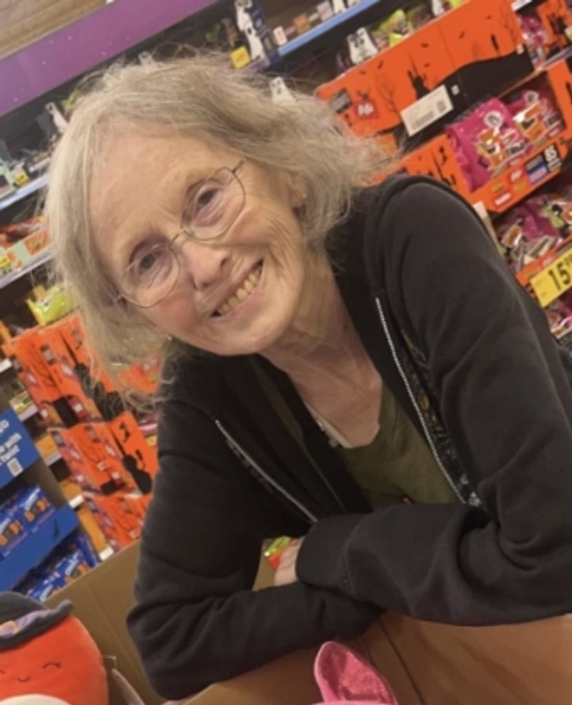 Christine Lee Taczala Profile Photo