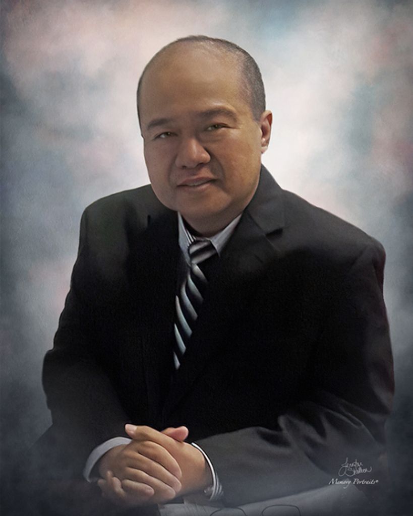 Leopoldo Flores Profile Photo