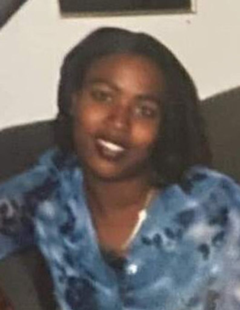 Tiniya Houston