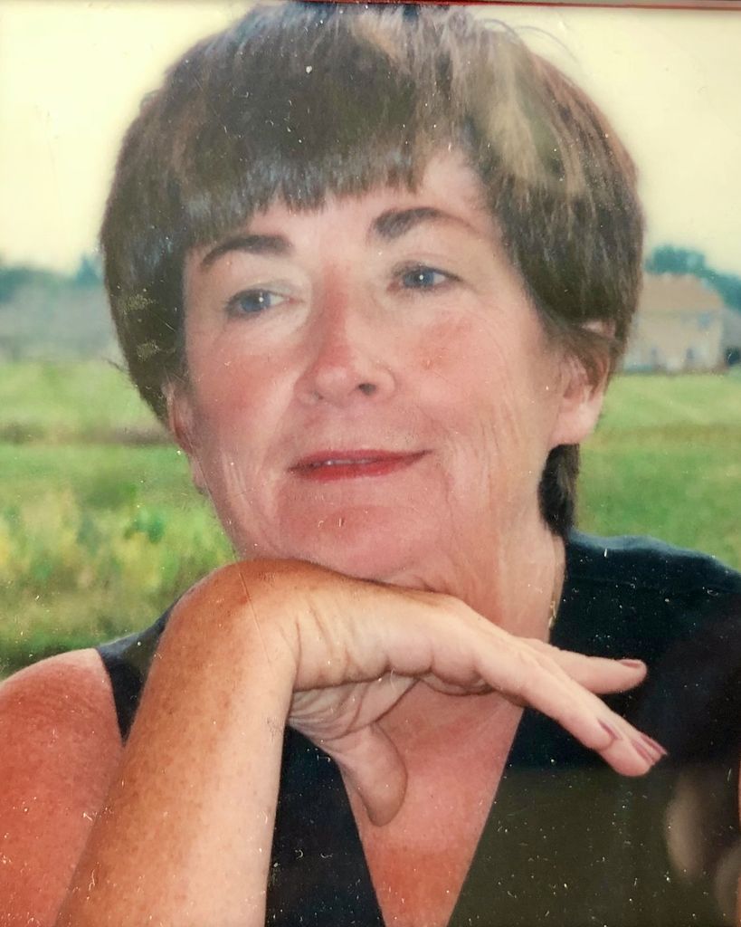 Charlotte Peterson-Brandenburg Profile Photo
