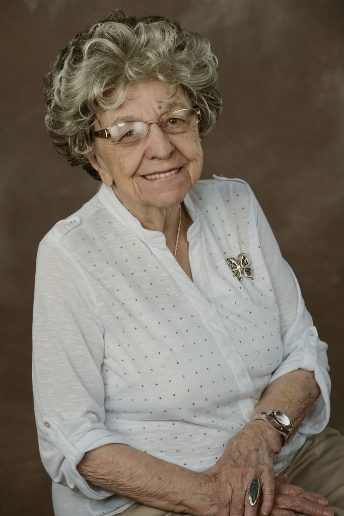 Miriam Robnolte Profile Photo