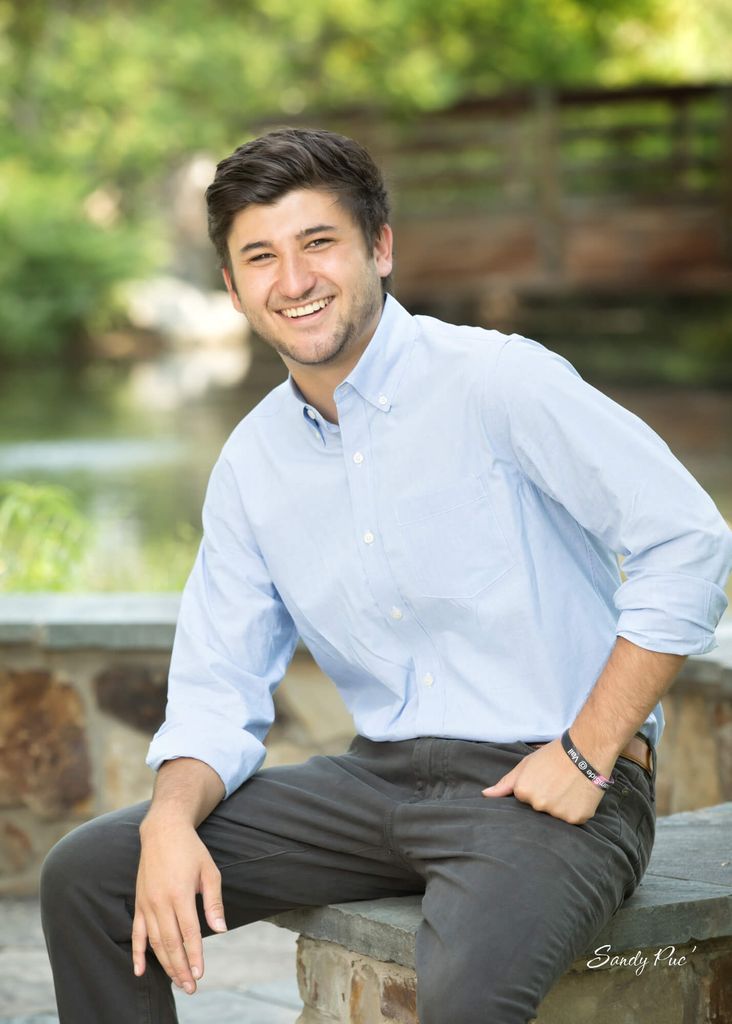 Matthew  Ryan Aratani