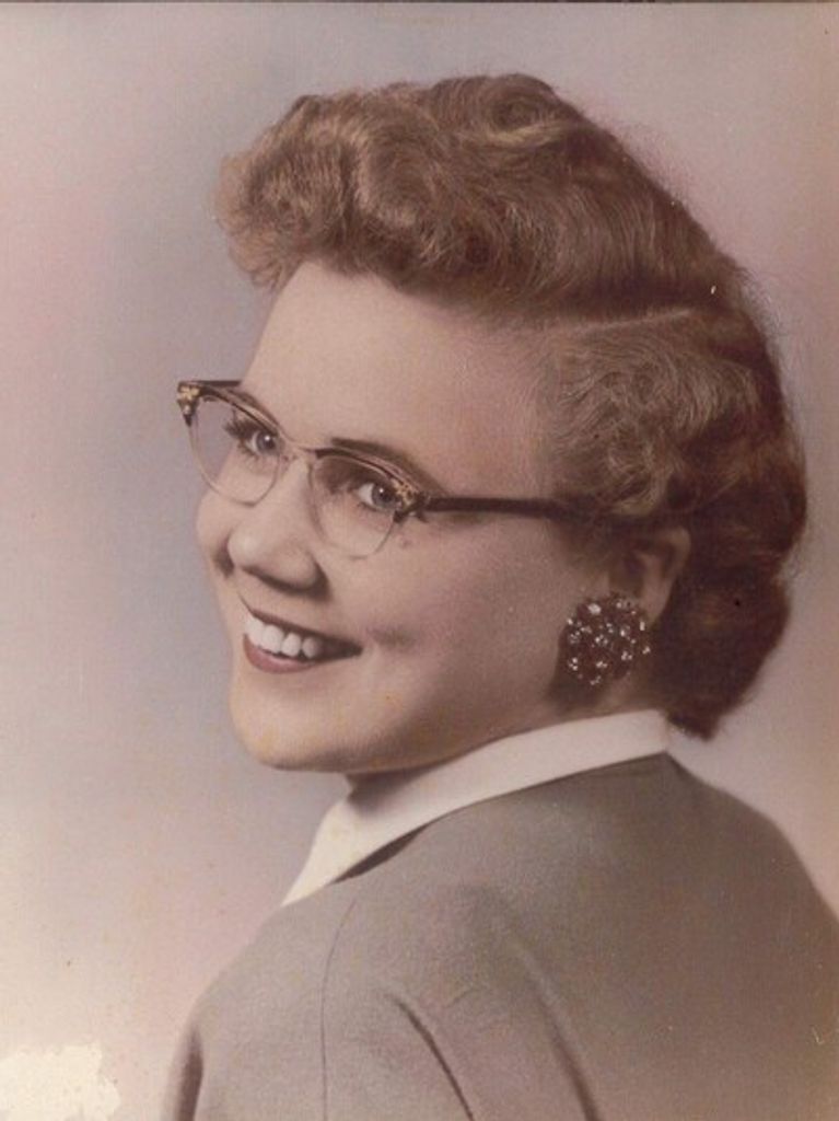 Roberta Peters Profile Photo