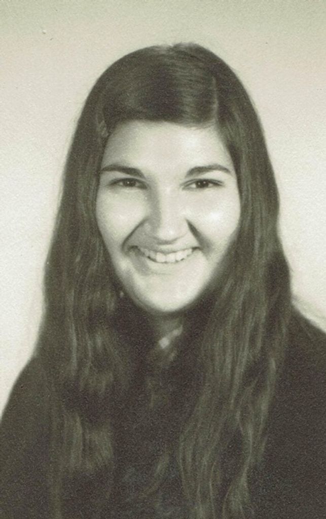 Julie Ann Tomlianovich