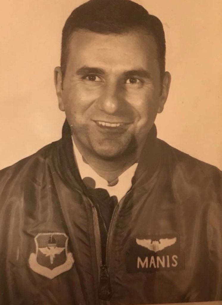 Angelo Manis