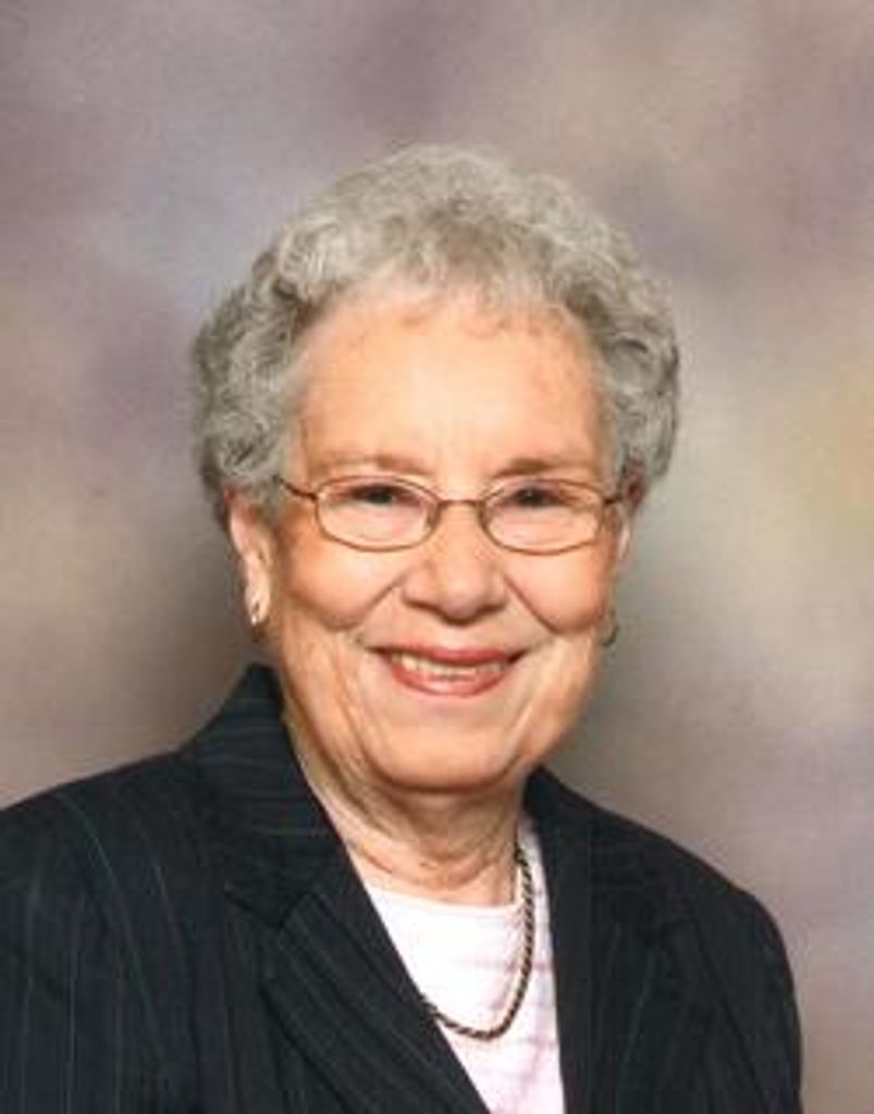 Maxine Rideout Profile Photo