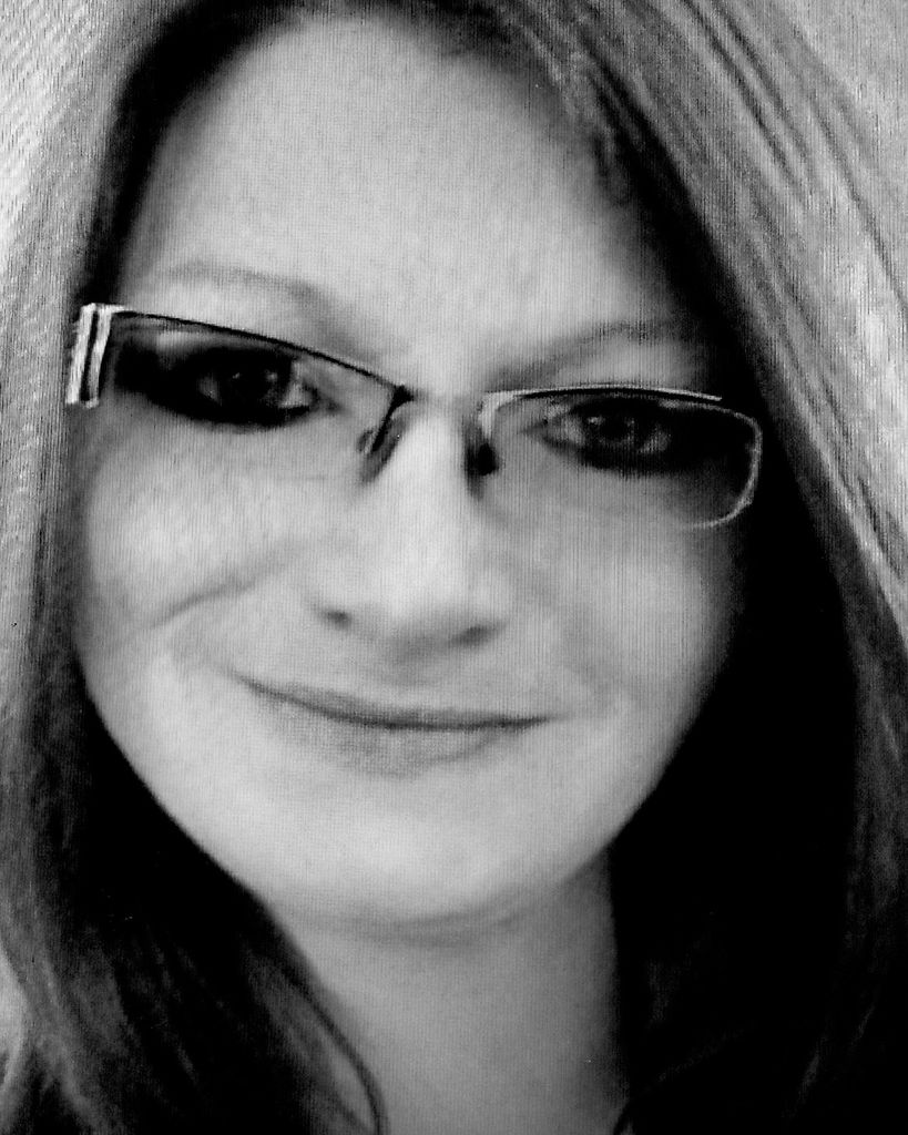 Amber Dawn Hinshaw Profile Photo