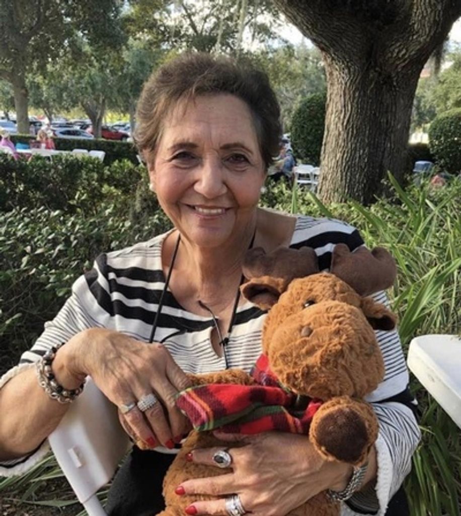 Linda Colangelo Profile Photo