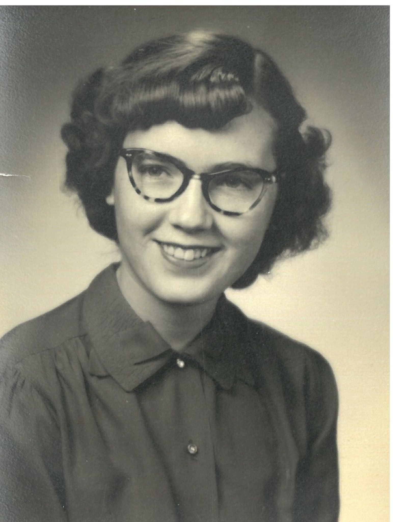 Doylene B. (Breedlove)  Robinson photo gallery image 1 of 23