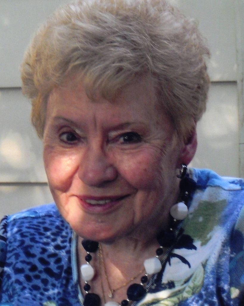 Viola Kluever-Surprenant