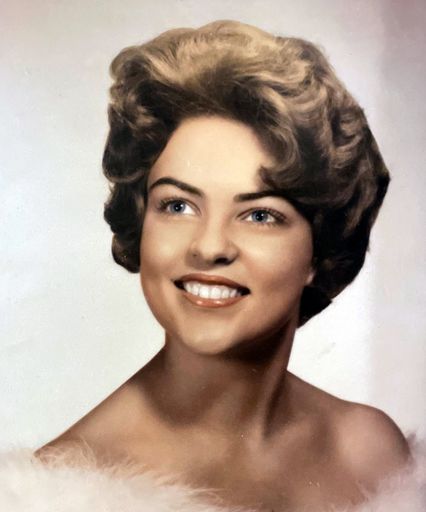 Sheila Raney photo gallery thumbnail 1 of 159