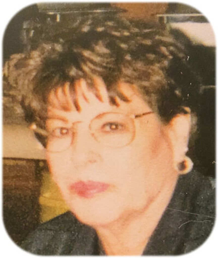 Elvira Arroyos Profile Photo
