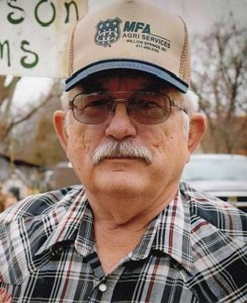 Lowell “Tom” Ferguson Profile Photo