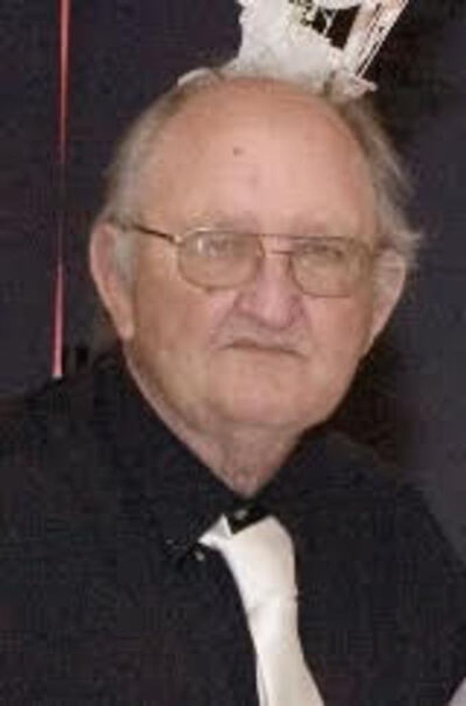 Roger D. Blomquist Profile Photo