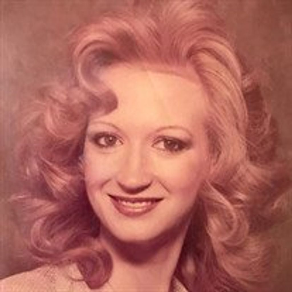 Laura  Leigh Norris