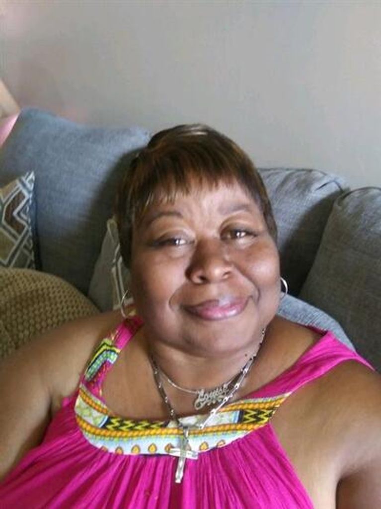 Louise Marie White Profile Photo