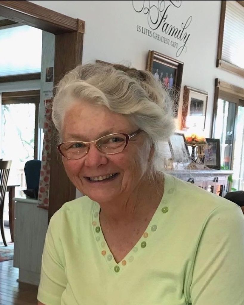 Linda Henry Profile Photo