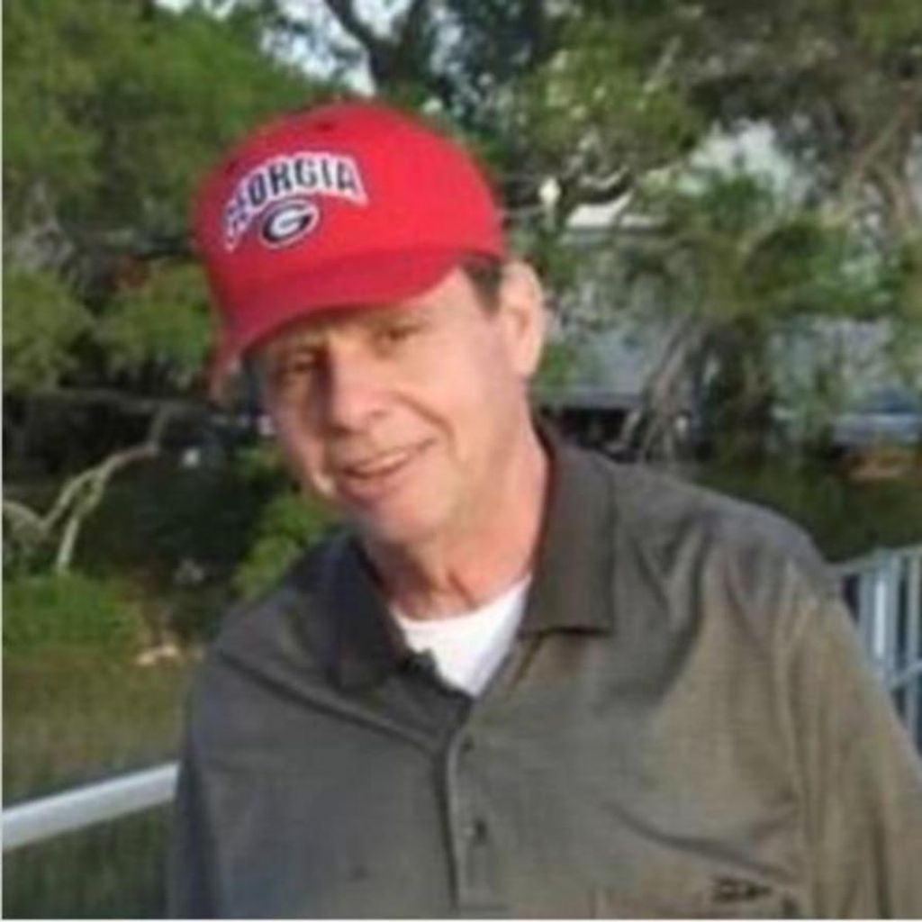Charles Robert Tapley Jr Profile Photo