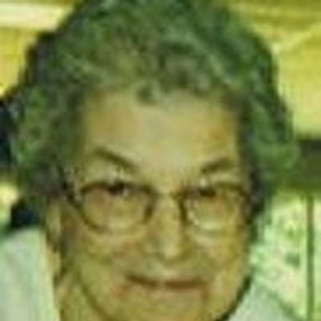 Helen (Ihnat) Darr
